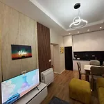 Cozy Bllok Διαμέρισμα Τίρανα