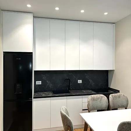 Appartement Cozy Bllok Tirana