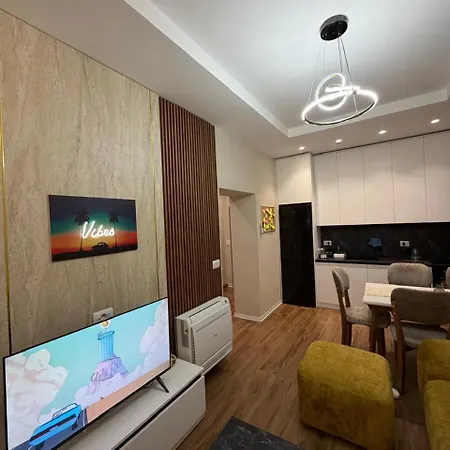 Cozy Bllok Apartment Tirana
