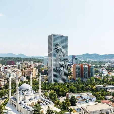 Cozy Bllok Apartment Tirana